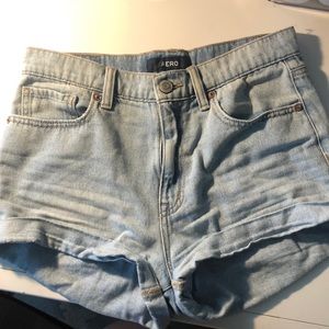 Aero mom jean shorts